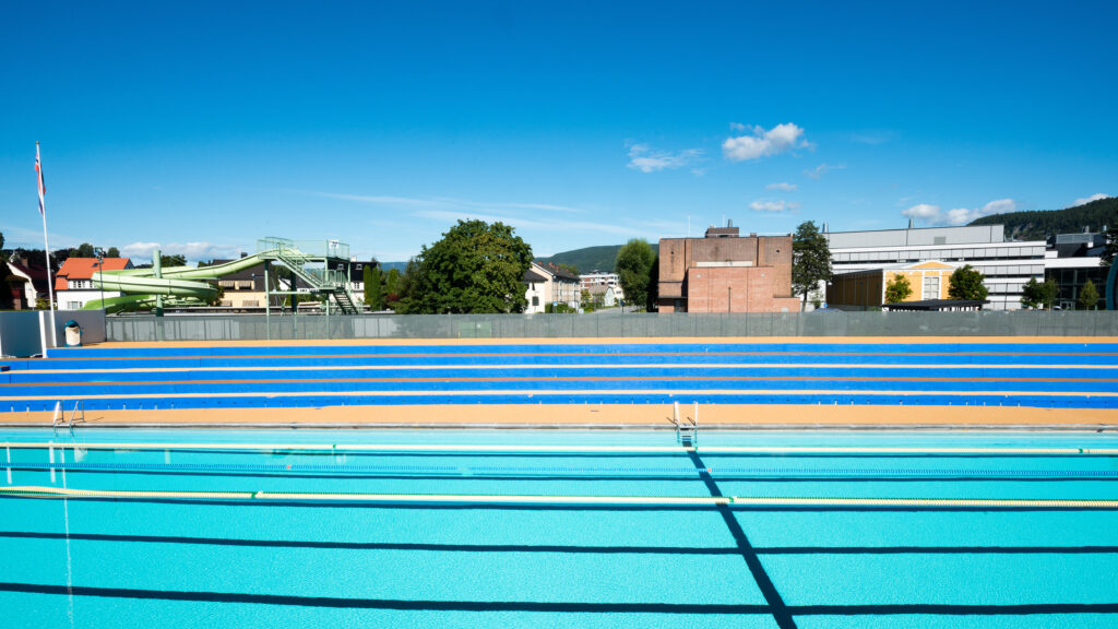 Idrettsbasseng Idrettsbasseng